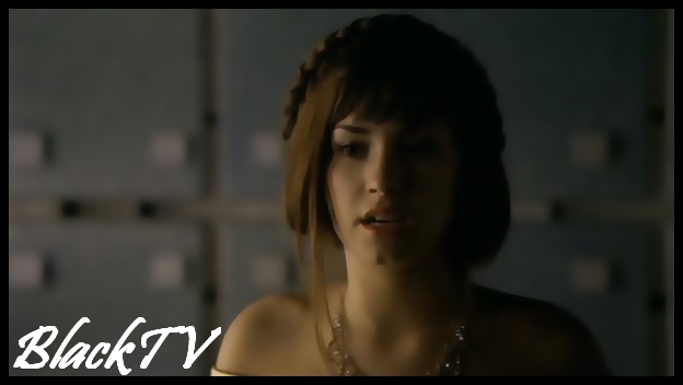 ... mama...? [uimita si in acelasi timp speriata] - 3_Muscatura unui Vampir Intoarcerea