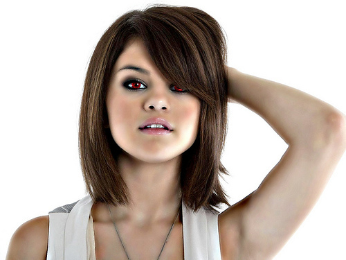 love-this-selena-gomez-24515099-500-375 - selena gomez vampir