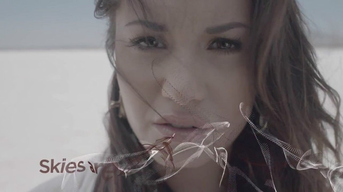 Demi Lovato - Skyscraper (Official lyric video) 225