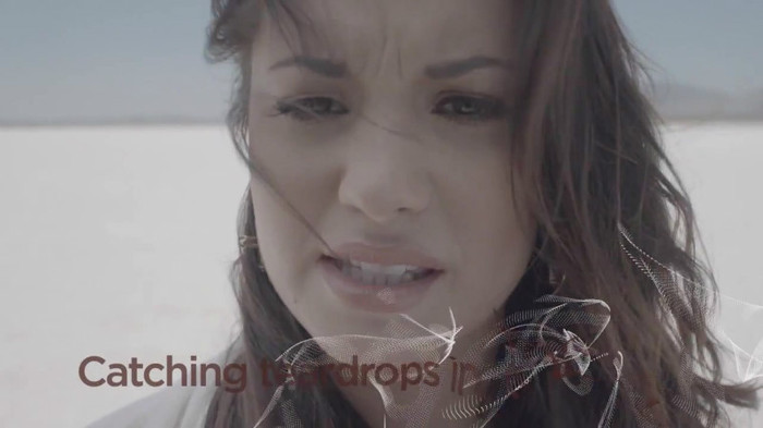 Demi Lovato - Skyscraper (Official lyric video) 277