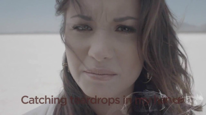 Demi Lovato - Skyscraper (Official lyric video) 283