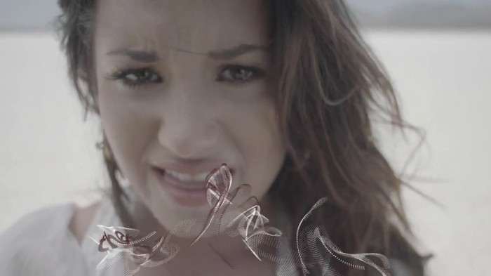 Demi Lovato - Skyscraper (Official lyric video) 434