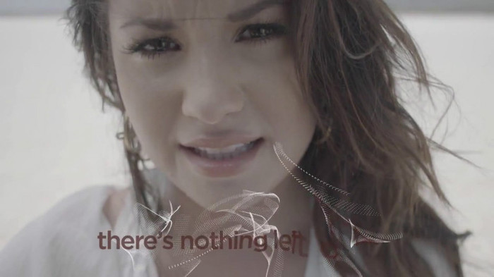Demi Lovato - Skyscraper (Official lyric video) 447 Demi Lovato - Skyscraper (Official lyric video) 447