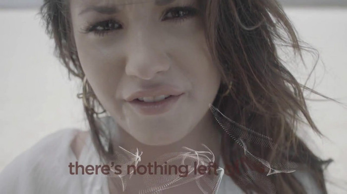 Demi Lovato - Skyscraper (Official lyric video) 451 Demi Lovato - Skyscraper (Official lyric video) 451