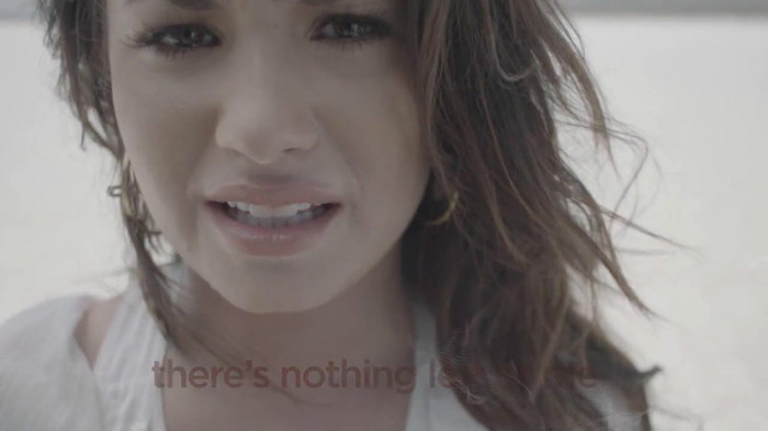 Demi Lovato - Skyscraper (Official lyric video) 463 Demi Lovato - Skyscraper (Official lyric video) 463