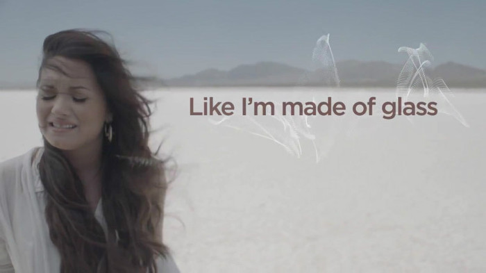 Demi Lovato - Skyscraper (Official lyric video) 576
