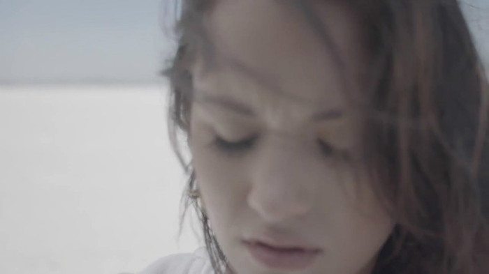 Demi Lovato - Skyscraper (Official lyric video) 636 Demi Lovato - Skyscraper (Official lyric video) 636