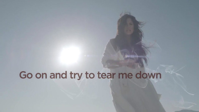 Demi Lovato - Skyscraper (Official lyric video) 680 Demi Lovato - Skyscraper (Official lyric video) 680