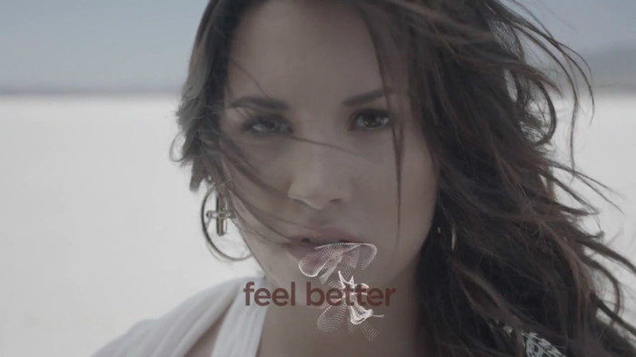 Demi Lovato - Skyscraper (Official lyric video) 941 - Demilush - Skyscraper Official lyric video Part oo2