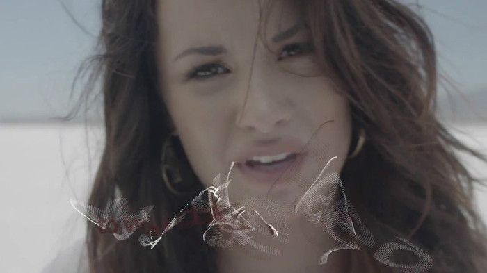 Demi Lovato - Skyscraper (Official lyric video) 955