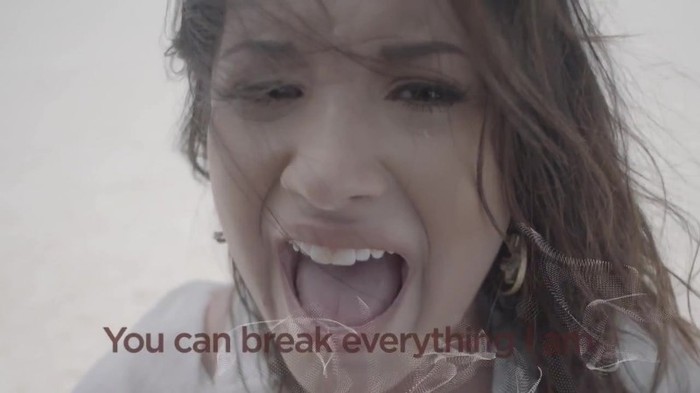 Demi Lovato - Skyscraper (Official lyric video) 1141