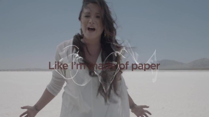 Demi Lovato - Skyscraper (Official lyric video) 1210