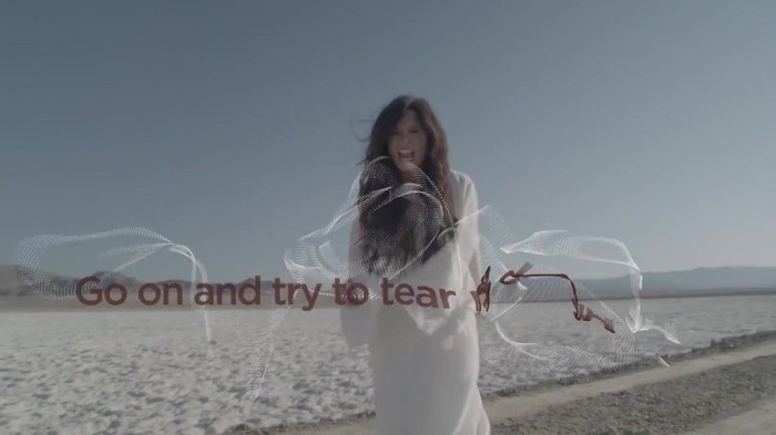 Demi Lovato - Skyscraper (Official lyric video) 1264