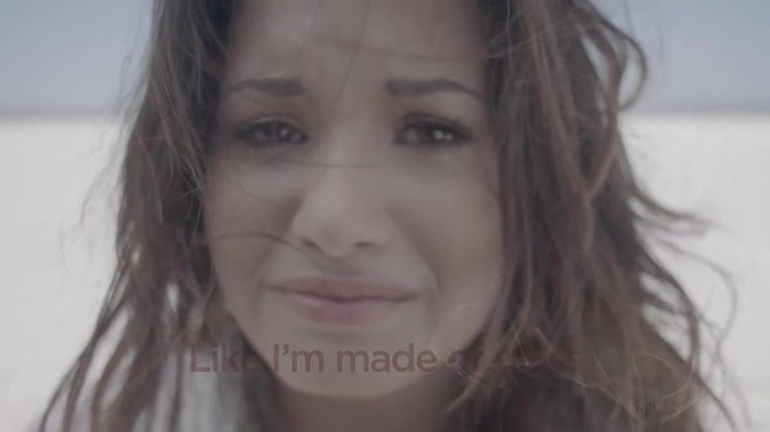 Demi Lovato - Skyscraper (Official lyric video) 1737