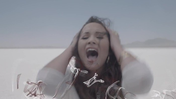 Demi Lovato - Skyscraper (Official lyric video) 1834 - Demilush - Skyscraper Official lyric video Part oo4