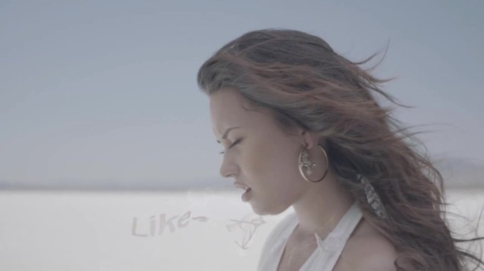 Demi Lovato - Skyscraper (Official lyric video) 1873