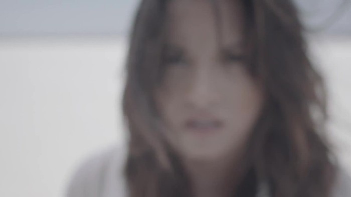 Demi Lovato - Skyscraper (Official lyric video) 1497