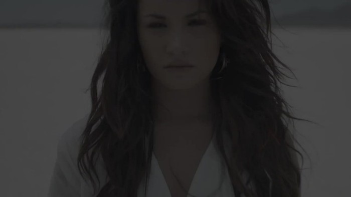 Demi Lovato - Skyscraper Teaser 106 - Demilush - Skyscraper Teaser