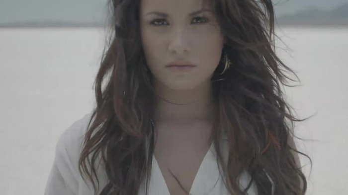 Demi Lovato - Skyscraper Teaser 112