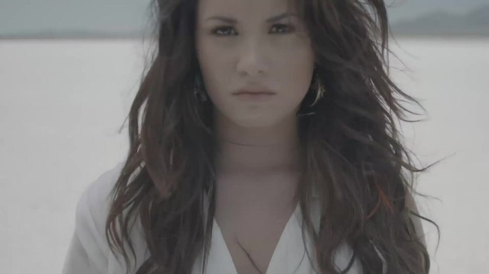 Demi Lovato - Skyscraper Teaser 115
