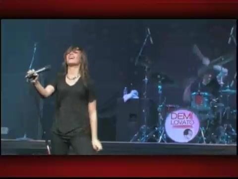Demi Lovato - Summer Tour 2009 053 - Demilush - Summer Tour 2009