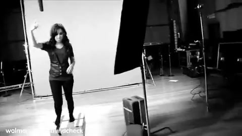 Demi Lovato - Walmart Soundcheck Teaser 250