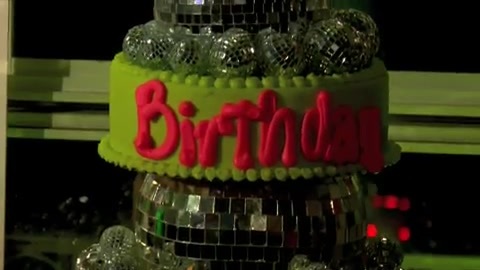 Demi Lovato 17th Birthday Party 073 - Demilush - 17th Birthday Party Part oo1