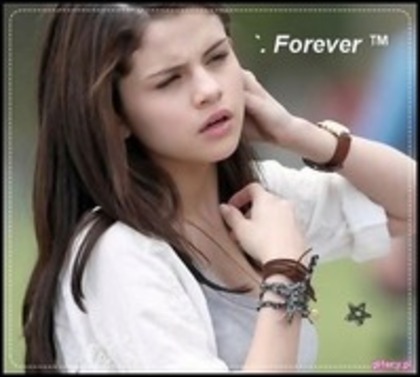 0030764138 - 0 Poze Videoclipuri Selena