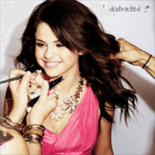 0037229713 - 0 Poze Videoclipuri Selena
