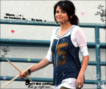 0041471992 - 0 Poze Videoclipuri Selena