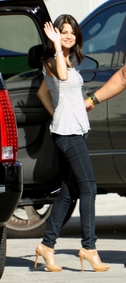 tumblr_ln8vm0o3fN1qgdzuq