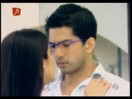 373879_311700925527310_311382835559119_1027661_824202996_n - xxAbhi and Nikkixx