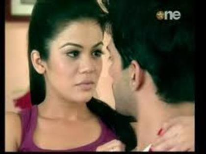 424224_293170754074574_282949885096661_867261_1580837141_n - xxAbhi and Nikkixx