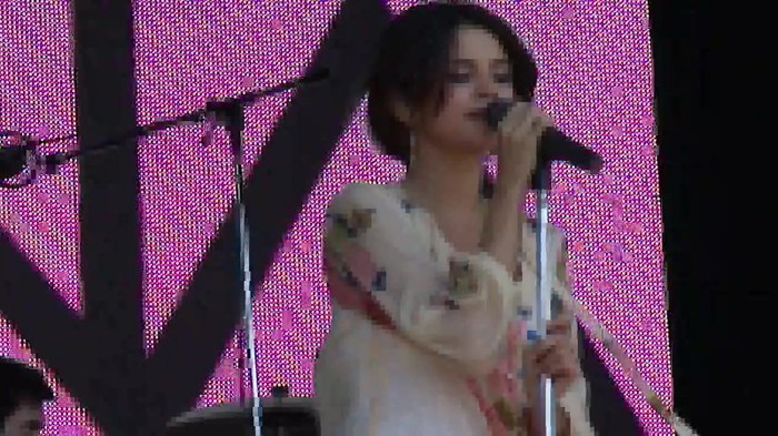 Live like there's no tomorrow - Selena Gomez Soundcheck in Argentina HD 080