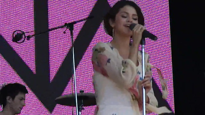 Live like there's no tomorrow - Selena Gomez Soundcheck in Argentina HD 094
