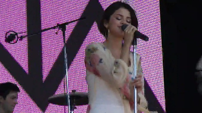 Live like there's no tomorrow - Selena Gomez Soundcheck in Argentina HD 100