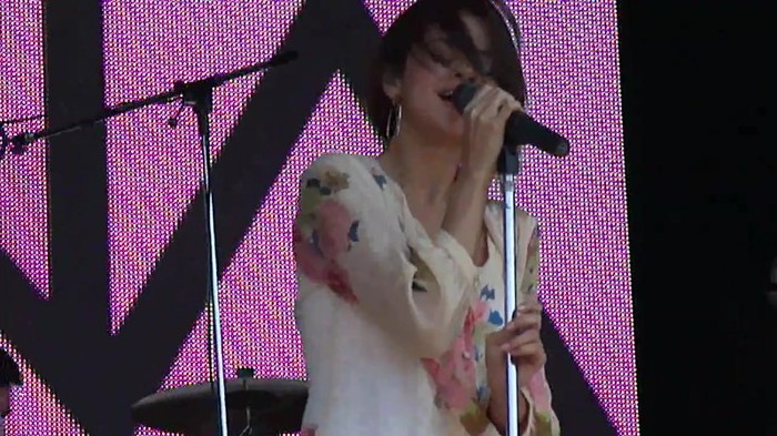 Live like there's no tomorrow - Selena Gomez Soundcheck in Argentina HD 117
