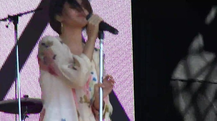 Live like there's no tomorrow - Selena Gomez Soundcheck in Argentina HD 161