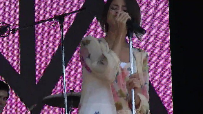 Live like there's no tomorrow - Selena Gomez Soundcheck in Argentina HD 232
