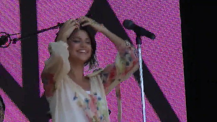 Live like there's no tomorrow - Selena Gomez Soundcheck in Argentina HD 493