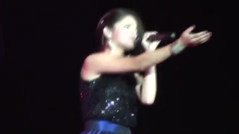 Off The Chain - Selena Gomez - LIVE AT LA COUNTY FAIR! 9-18-10 [HD] 072