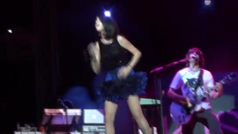 Off The Chain - Selena Gomez - LIVE AT LA COUNTY FAIR! 9-18-10 [HD] 133