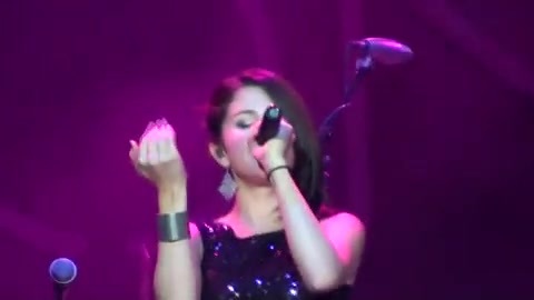 Off The Chain - Selena Gomez - LIVE AT LA COUNTY FAIR! 9-18-10 [HD] 202 - Off The Chain - Selena Gomez - LIVE AT LA COUNTY FAIR
