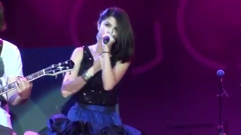 Off The Chain - Selena Gomez - LIVE AT LA COUNTY FAIR! 9-18-10 [HD] 246 - Off The Chain - Selena Gomez - LIVE AT LA COUNTY FAIR