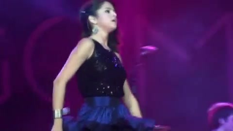 Off The Chain - Selena Gomez - LIVE AT LA COUNTY FAIR! 9-18-10 [HD] 253 - Off The Chain - Selena Gomez - LIVE AT LA COUNTY FAIR