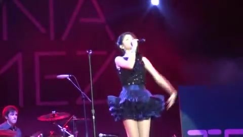 Off The Chain - Selena Gomez - LIVE AT LA COUNTY FAIR! 9-18-10 [HD] 331 - Off The Chain - Selena Gomez - LIVE AT LA COUNTY FAIR