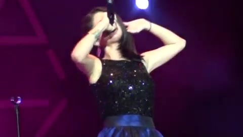 Off The Chain - Selena Gomez - LIVE AT LA COUNTY FAIR! 9-18-10 [HD] 346 - Off The Chain - Selena Gomez - LIVE AT LA COUNTY FAIR