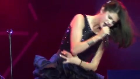 Off The Chain - Selena Gomez - LIVE AT LA COUNTY FAIR! 9-18-10 [HD] 360 - Off The Chain - Selena Gomez - LIVE AT LA COUNTY FAIR