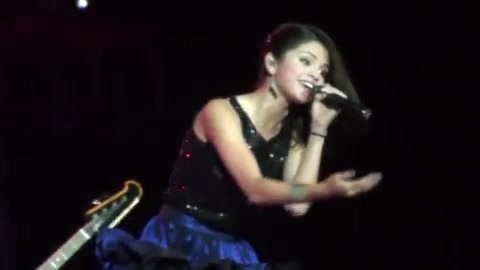 Off The Chain - Selena Gomez - LIVE AT LA COUNTY FAIR! 9-18-10 [HD] 435 - Off The Chain - Selena Gomez - LIVE AT LA COUNTY FAIR