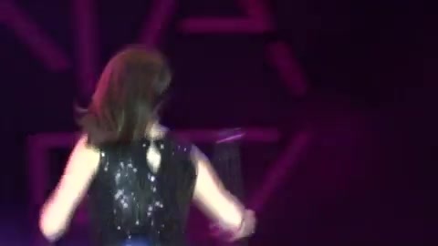 Off The Chain - Selena Gomez - LIVE AT LA COUNTY FAIR! 9-18-10 [HD] 458